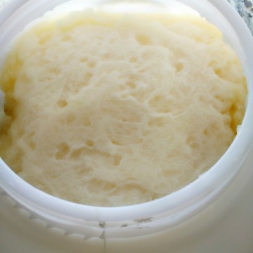 廠家供應(yīng) 乳膠發(fā)泡高濃度白色膏狀固